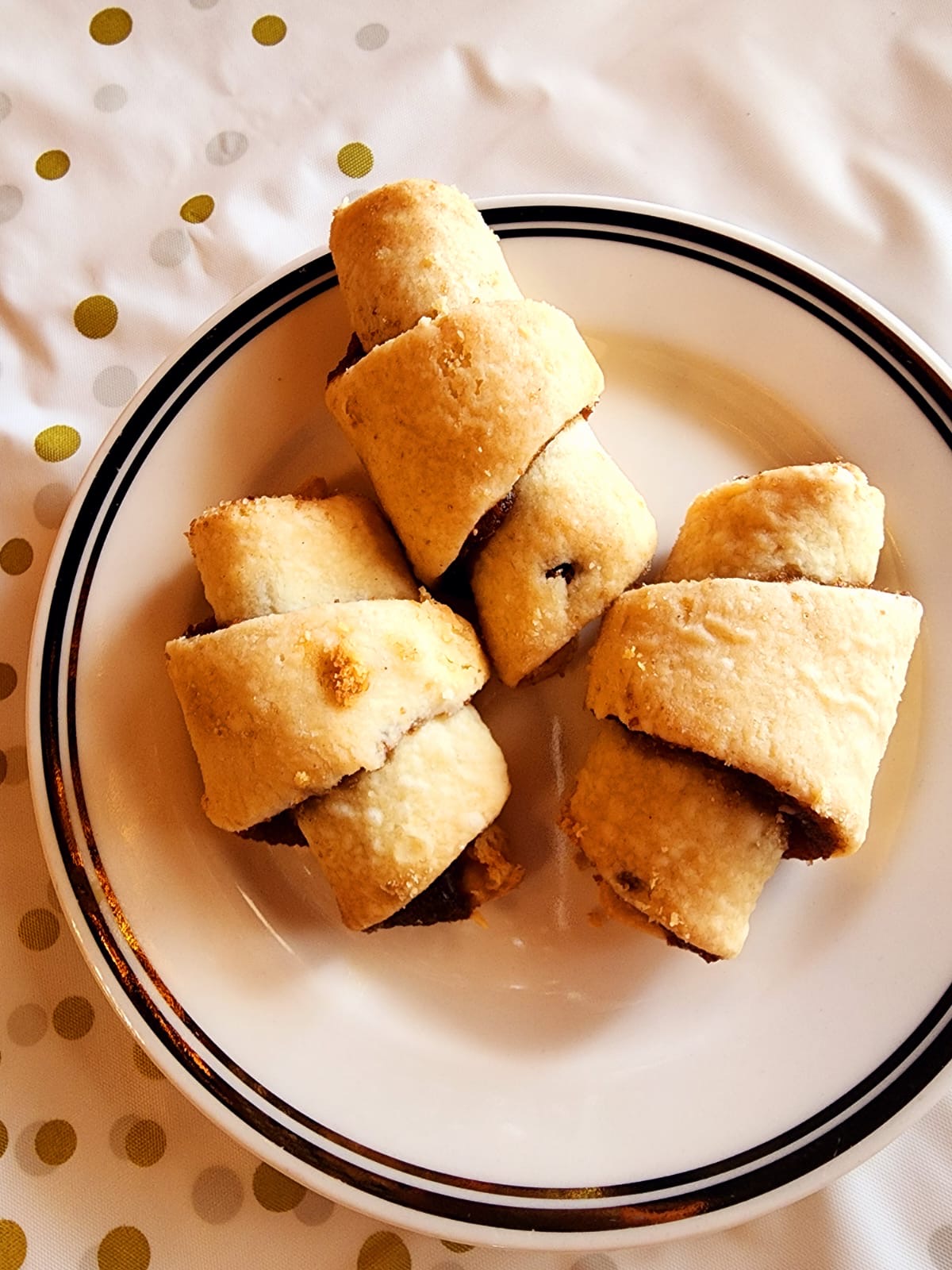 Traditional Rugelach Pastry | Buttery, Flaky & Filled with Delight