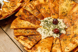 Hummus (Creamy Chickpea Dip)